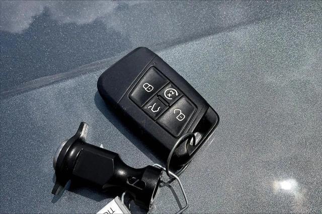 2018 Volkswagen Tiguan 2.0T SEL Premium