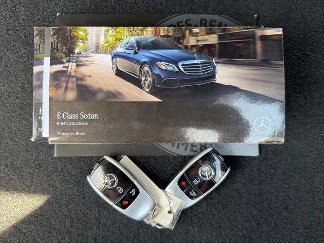 2018 Mercedes-Benz E-CLASS E 300 E 300
