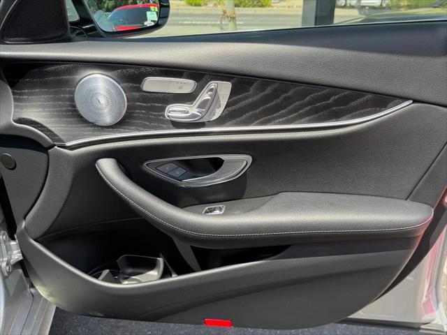 2018 Mercedes-Benz E-CLASS E 300 E 300