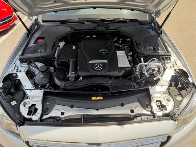 2018 Mercedes-Benz E-CLASS E 300 E 300