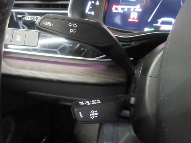 2021 Audi Q8 Premium Plus 55 TFSI quattro Tiptronic