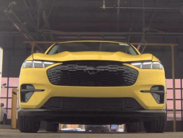 2025 Ford Mustang Mach-E Premium