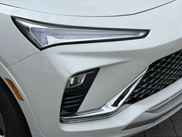 2026 Buick NV Avenir FWD