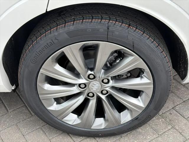 2026 Buick NV Avenir FWD