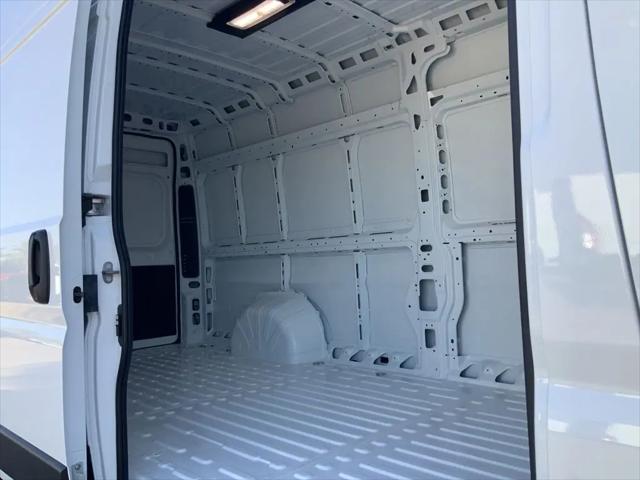 2026 Ram ProMaster Cargo Van Tradesman High Roof 159" WB EXT w/Pass Seat