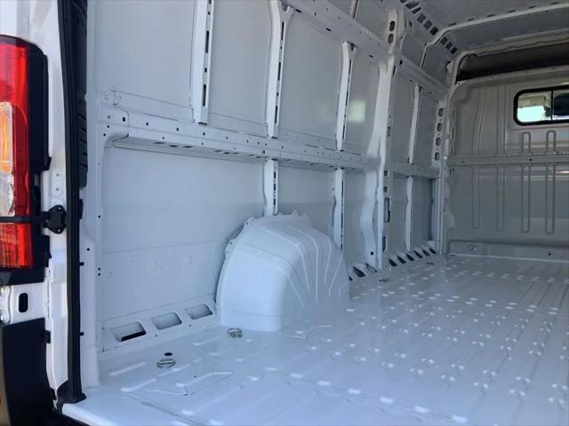 2026 Ram ProMaster Cargo Van Tradesman High Roof 159" WB EXT w/Pass Seat