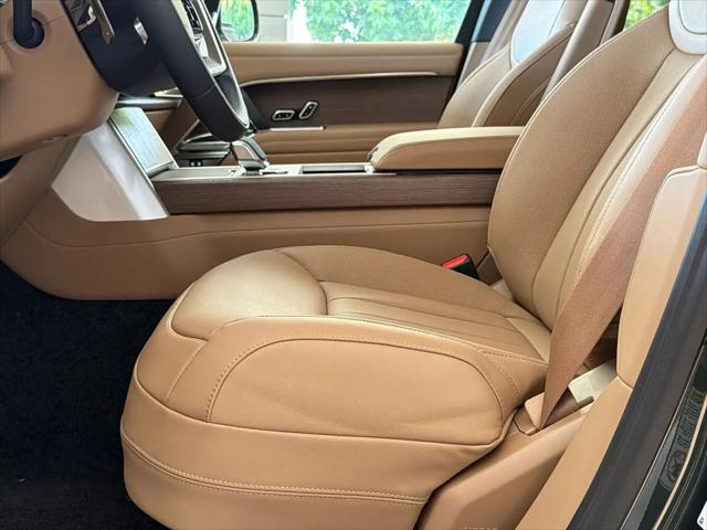 2026 Land Rover Range Rover P400 SE 7 Seat