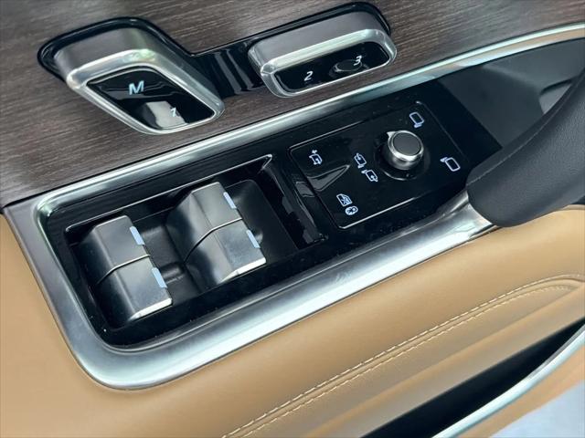 2026 Land Rover Range Rover P400 SE 7 Seat