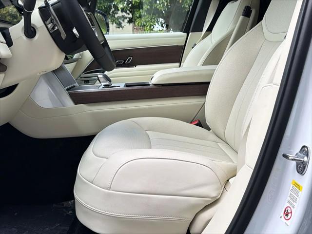 2026 Land Rover Range Rover P400 SE 7 Seat