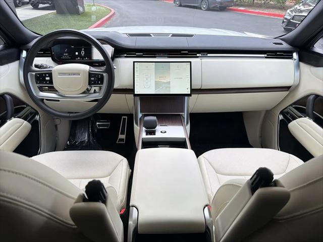 2026 Land Rover Range Rover P400 SE 7 Seat