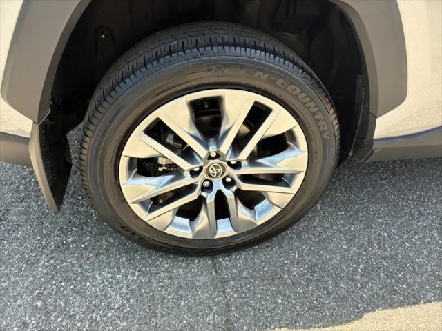 2024 Toyota RAV4 XLE Premium