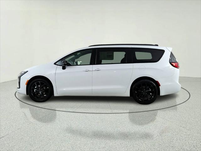 2027 Chrysler Pacifica Limited