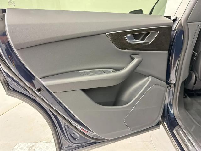 2025 Audi Q8 Premium 55 TFSI quattro