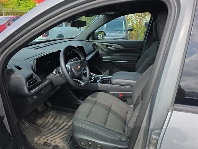 2024 Chevrolet Traverse FWD LT