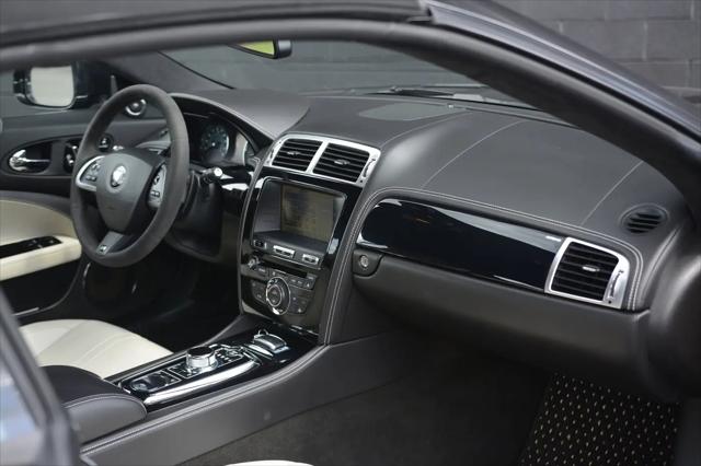 2015 Jaguar XK XKR