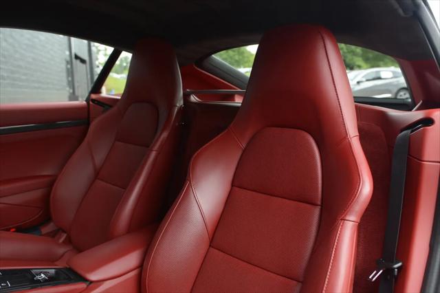 2015 Porsche Cayman GTS
