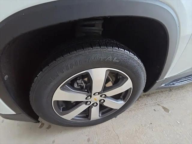 2022 Chevrolet Traverse FWD LT Leather