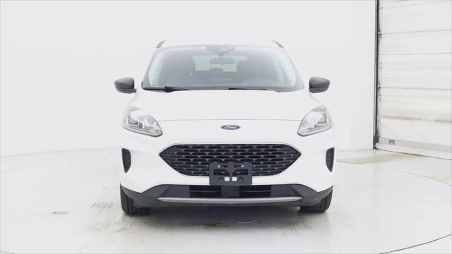 2022 Ford Escape SE Hybrid