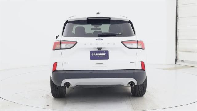 2022 Ford Escape SE Hybrid