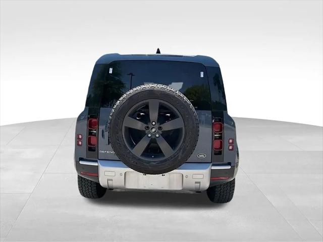 2021 Land Rover Defender 110 SE