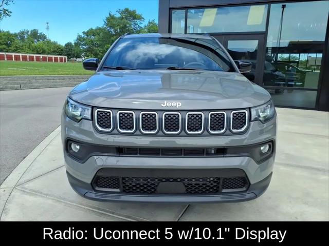 2023 Jeep Compass Latitude Lux FWD