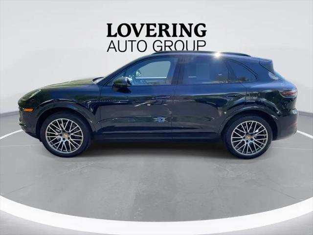 2023 Porsche Cayenne Platinum Edition
