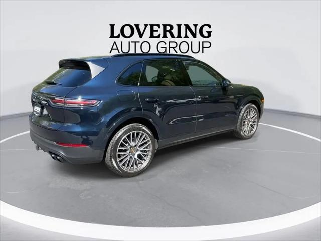 2023 Porsche Cayenne Platinum Edition