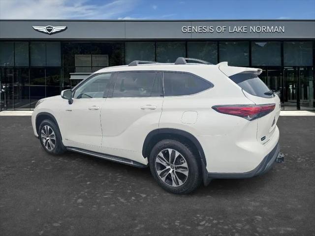 2021 Toyota Highlander Hybrid XLE