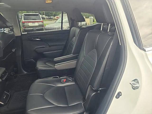 2021 Toyota Highlander Hybrid XLE