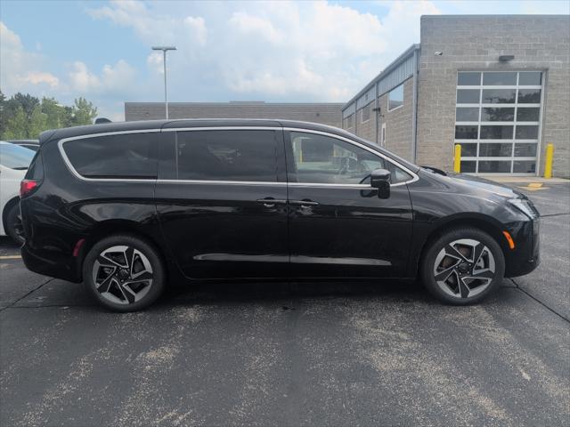 2027 Chrysler Pacifica Limited
