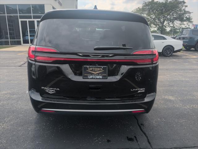 2027 Chrysler Pacifica Limited