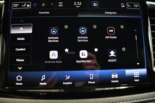 2027 Chrysler Pacifica Select