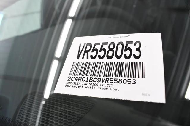 2027 Chrysler Pacifica Select