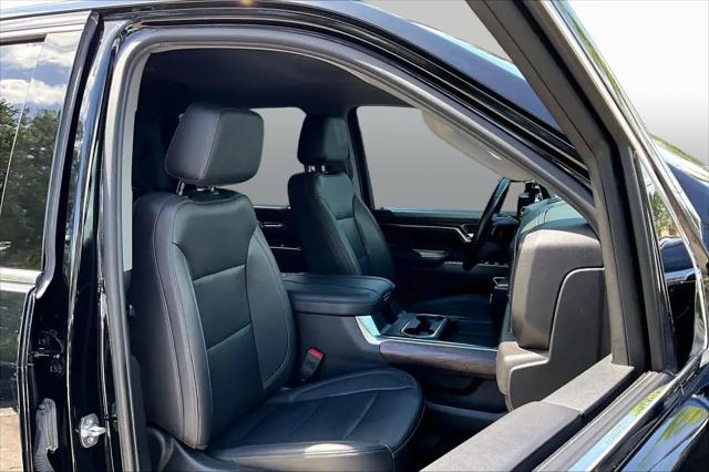 2024 GMC Sierra 2500HD 4WD Crew Cab Standard Bed SLT