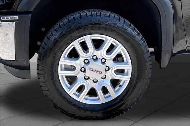 2024 GMC Sierra 2500HD 4WD Crew Cab Standard Bed SLT
