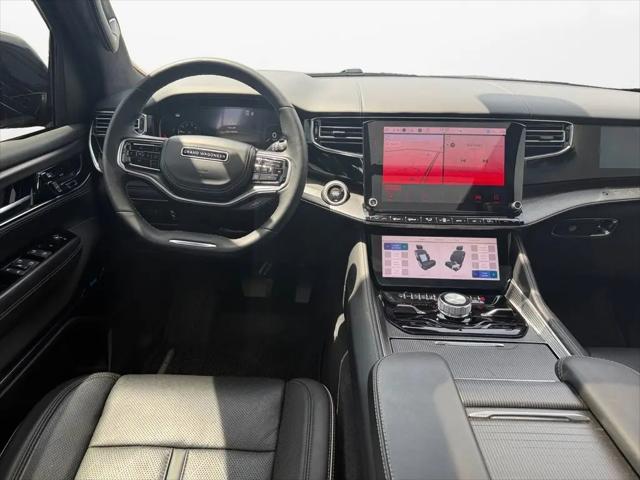 2023 Jeep Grand Wagoneer Series II Obsidian