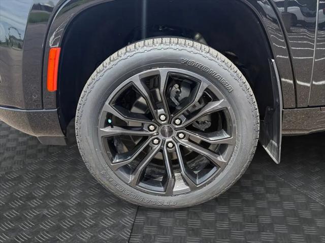 2023 Jeep Grand Wagoneer Series II Obsidian