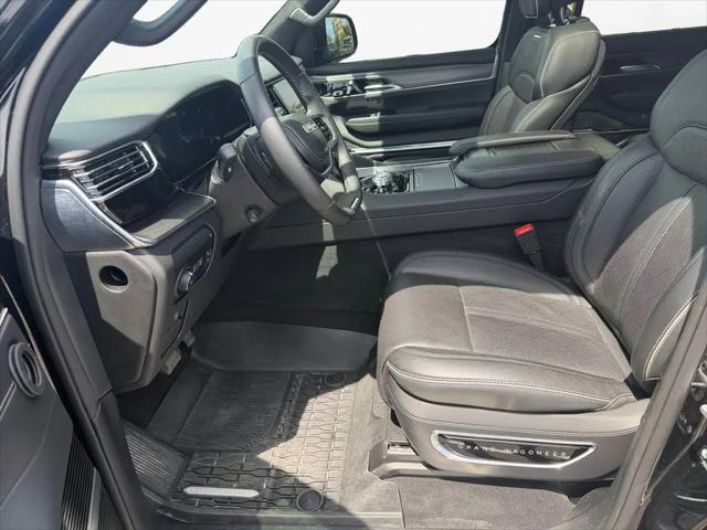 2023 Jeep Grand Wagoneer Series II Obsidian