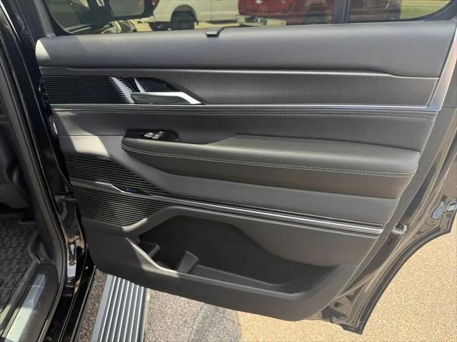 2023 Jeep Grand Wagoneer Series II Obsidian