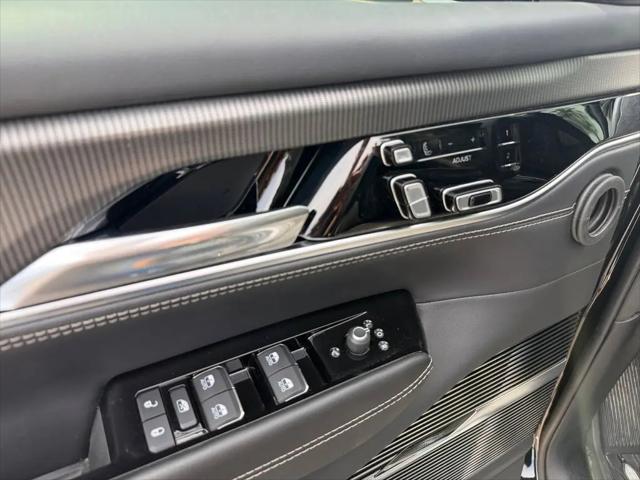 2023 Jeep Grand Wagoneer Series II Obsidian