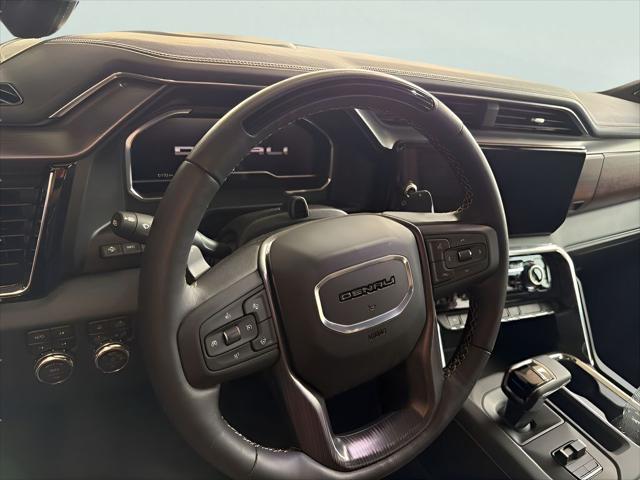 2025 GMC Sierra 1500 4WD Crew Cab Short Box Denali Ultimate