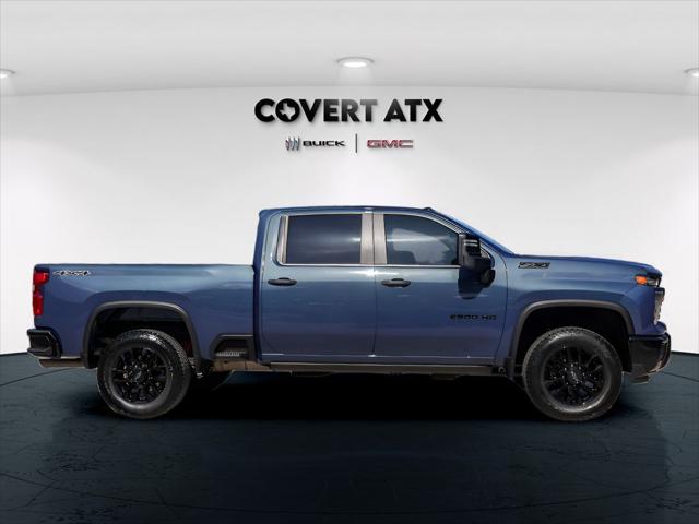 2025 Chevrolet Silverado 2500HD 4WD Crew Cab Standard Bed Custom