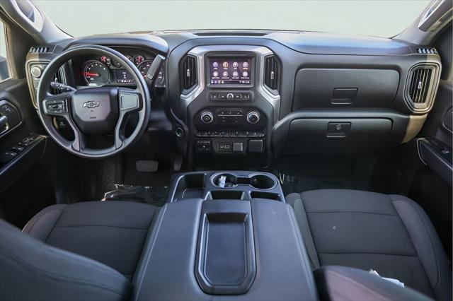 2025 Chevrolet Silverado 2500HD 4WD Crew Cab Standard Bed Custom