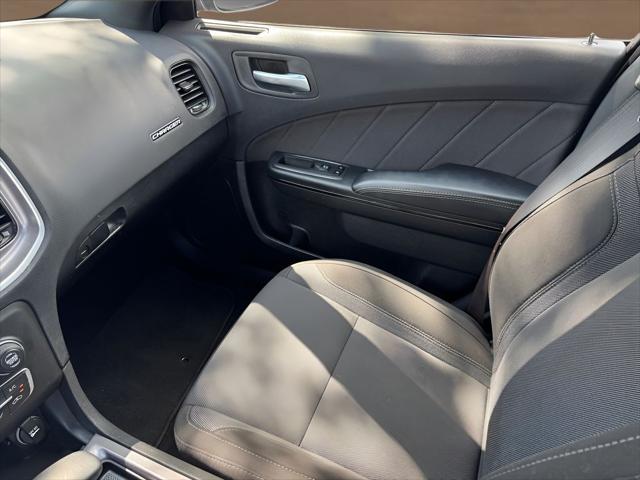 2021 Dodge Charger SXT RWD