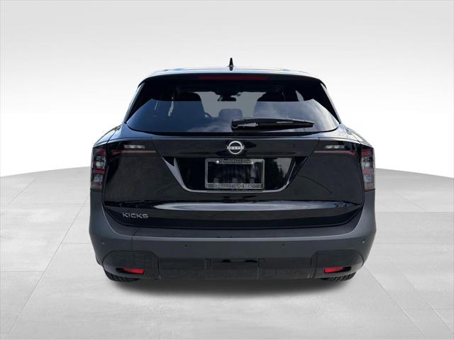 2025 Nissan Kicks SV FWD