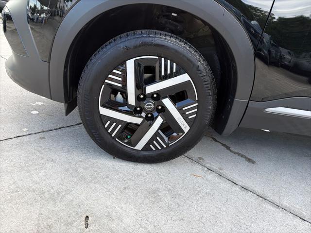 2025 Nissan Kicks SV FWD