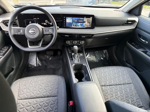 2025 Nissan Kicks SV FWD
