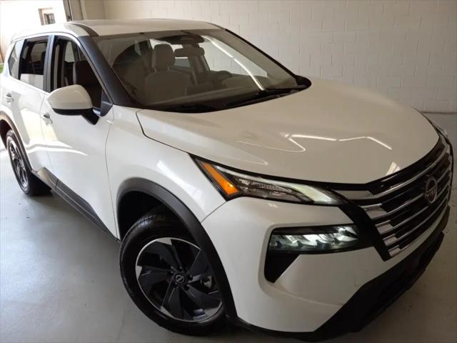 2025 Nissan Rogue SV FWD for sale in Toledo, OH