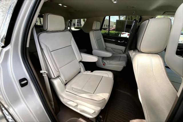 2024 GMC Yukon 4WD Denali