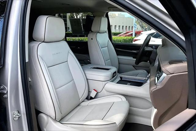 2024 GMC Yukon 4WD Denali